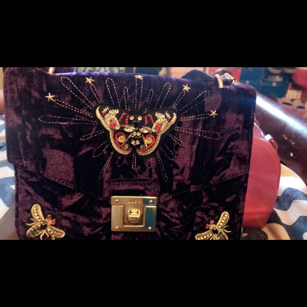 Royal Velvet Aldo shoulder bag